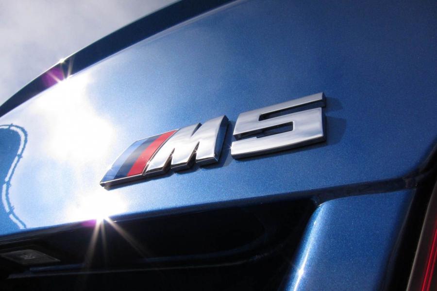  BMW M5 2012 года  (фото 23 из 319)
